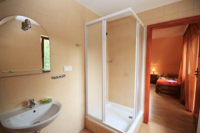Karpnicka Struga W Dolinie Palacow I Ogrodow Privatunterkunft *